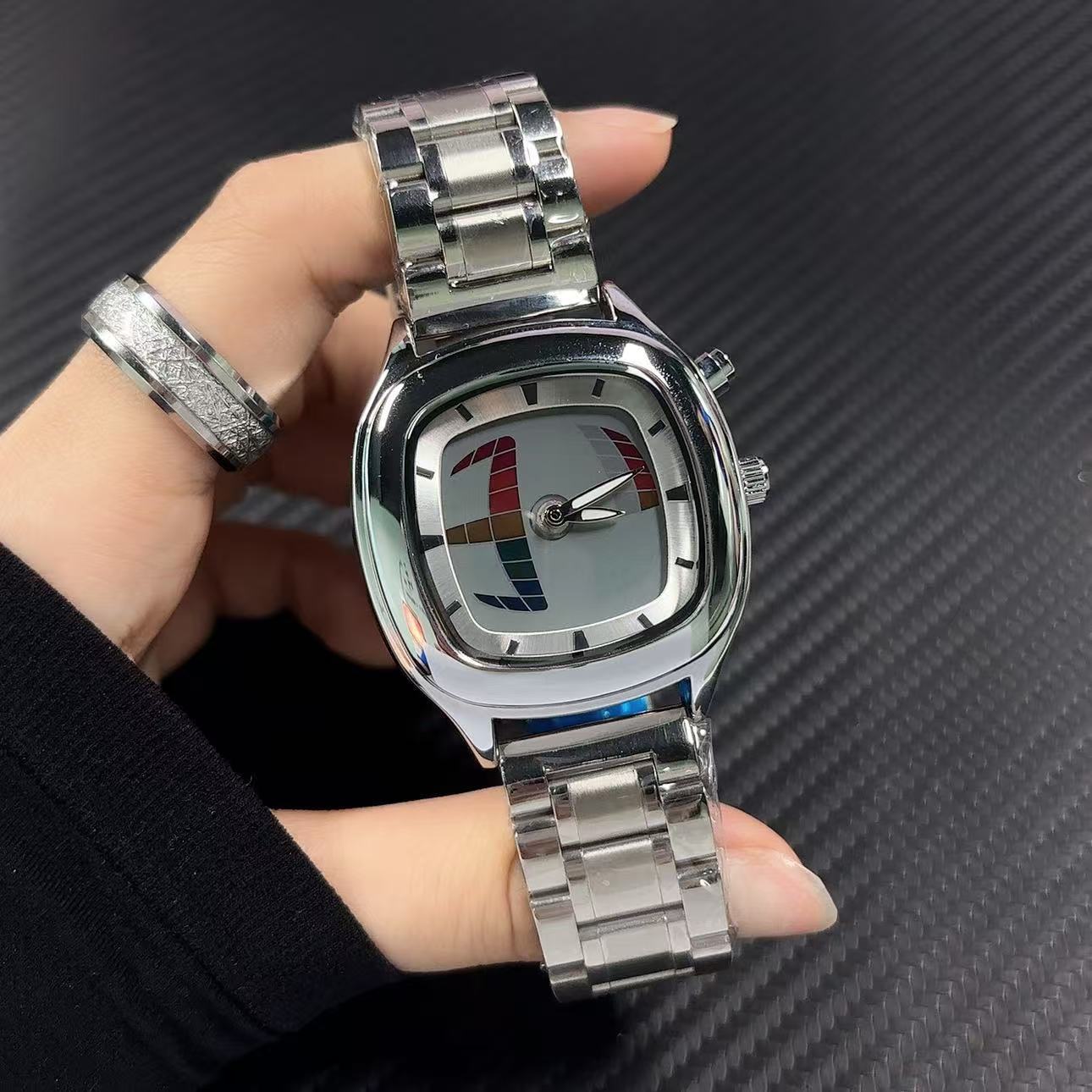 นาฬิกาข้อมือผู้ชายสไตล์เรโทรมิ - Vintage Collectible Watches บทวิจารณ์และราคา